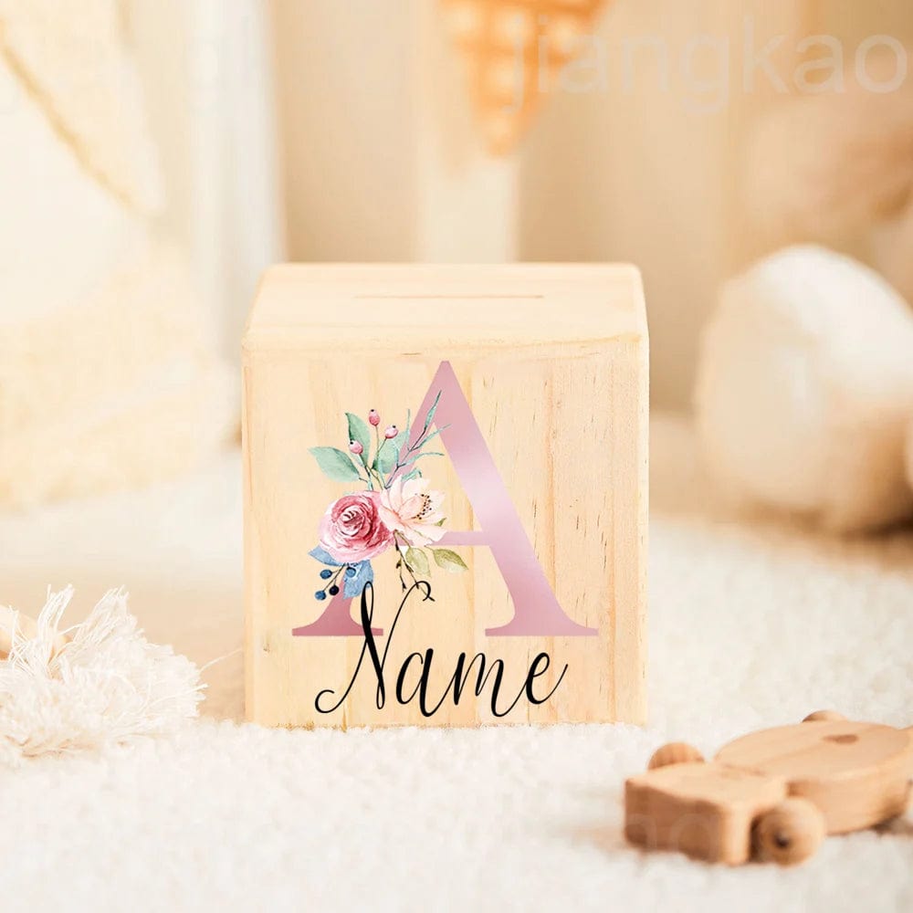 Tirelire personnalisée en bois pour enfants - Cadeau unique et écologique letter A with name