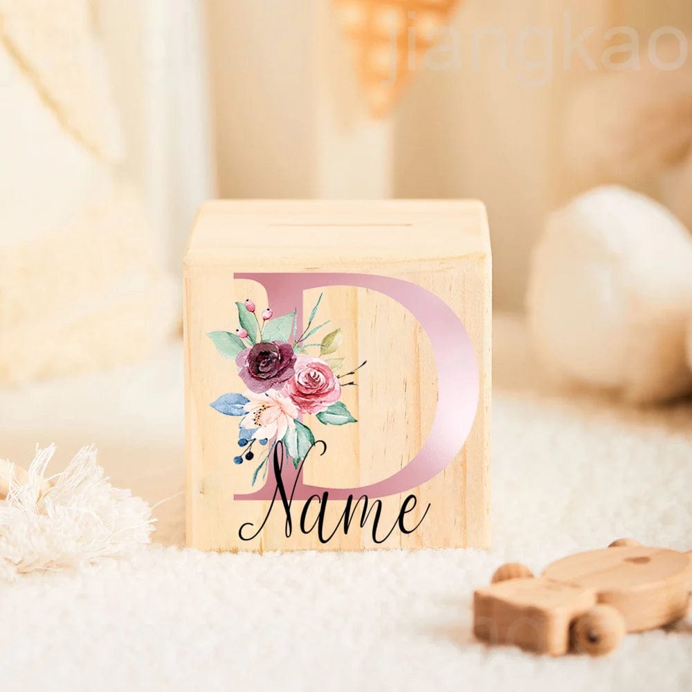 Tirelire personnalisée en bois pour enfants - Cadeau unique et écologique letter D with name