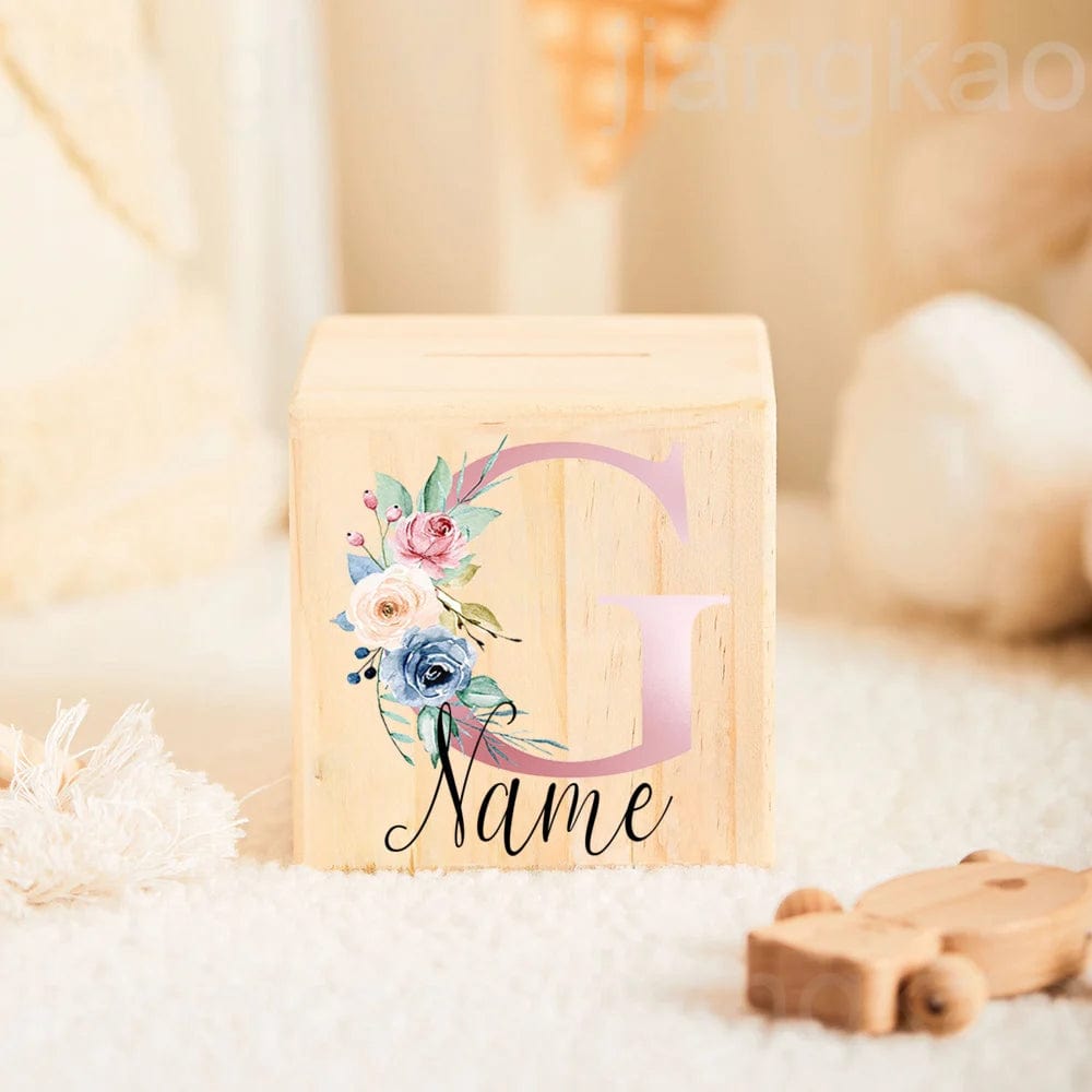 Tirelire personnalisée en bois pour enfants - Cadeau unique et écologique letter G with name