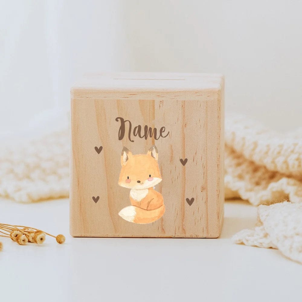 WoodyBank™ - Tirelire en Bois Personnalisée pour Enfants | Cadeau Unique et Durable design4